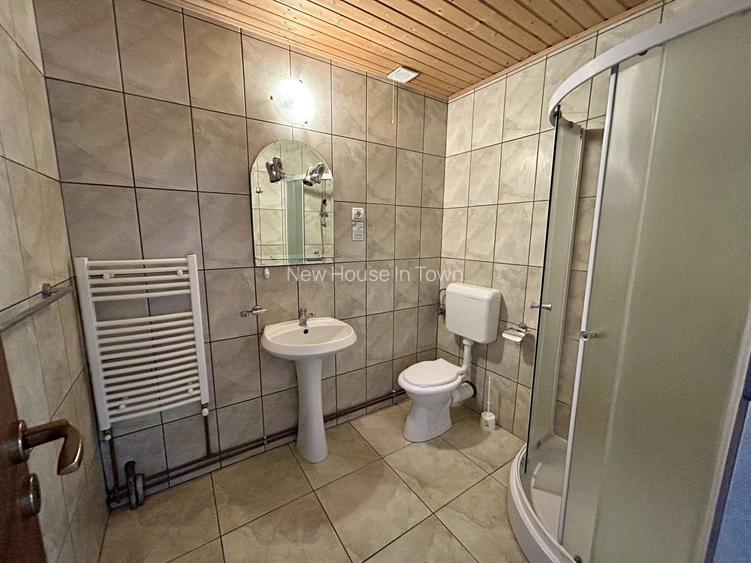 Inchiriere spatiu birouri Zarnesti | 21 de camere | Suprafata 450 mp - 15