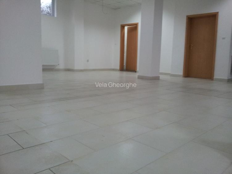 INCHIRIEZ SPATIU COMERCIAL  200 MP IN CARANSEBES - 9