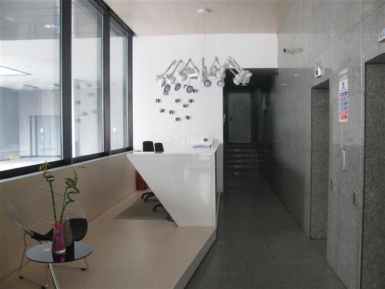 Spatiu de Birouri Clasa Superioara - Zona Dacia, Piata Romana - 14