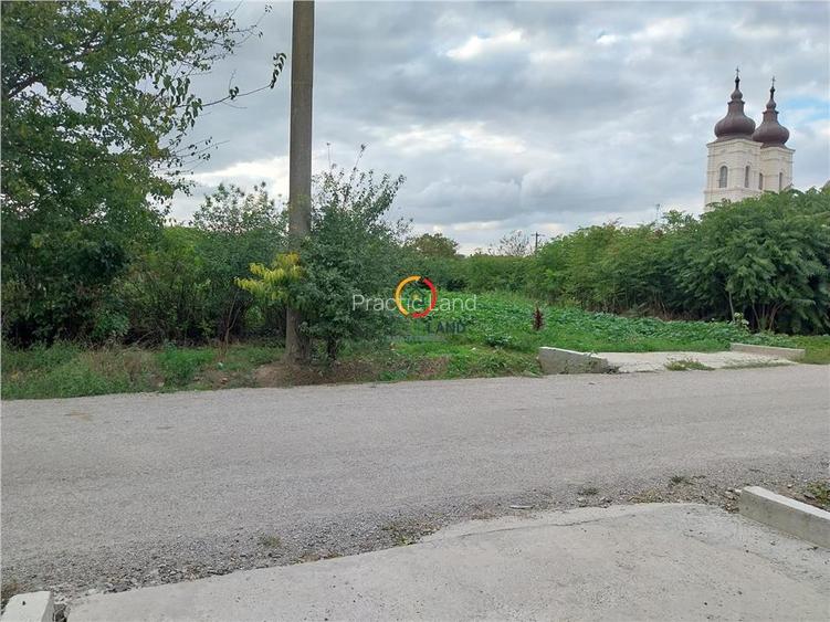 teren 1950mp cu casa batraneasca 45 mp - 2