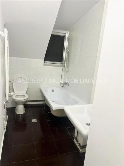 Apartament cu 3 camere de vanzare - 8