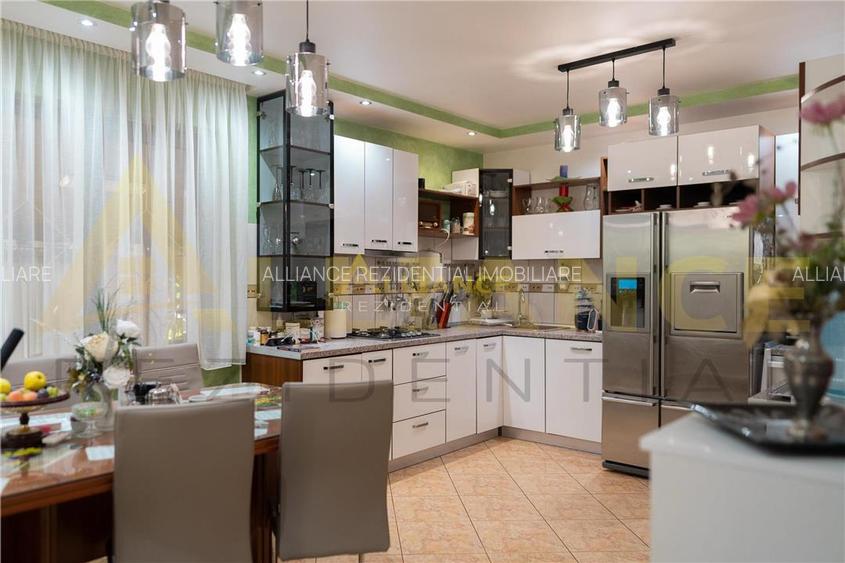 [OLTENITEI] Vila cu 7 camere - 325 MPU - Teren - 766 MP - 13