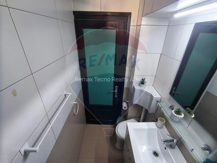  Inchiriere apartament 2 camere - Central, vedere la Mures, etaj 1 - 25