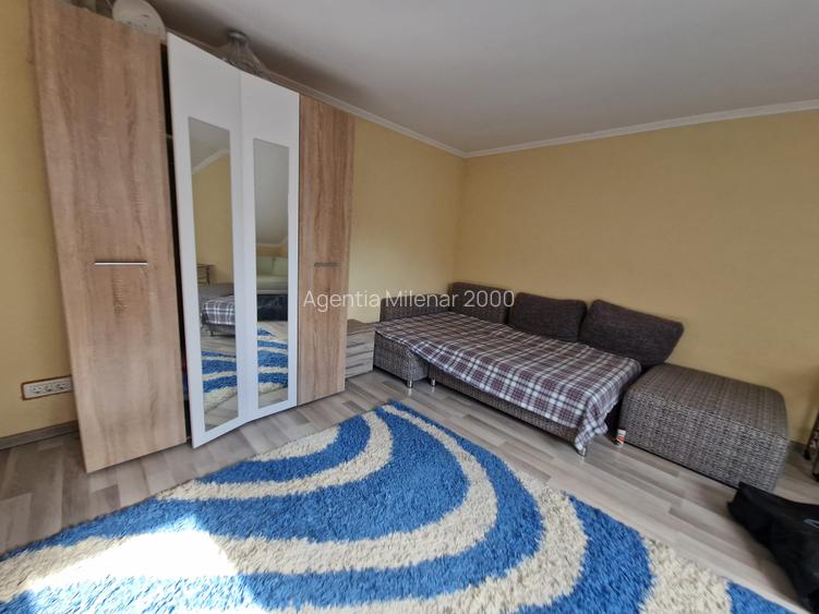 pe Calea Bogdaneștilor vecin Hotel - 6