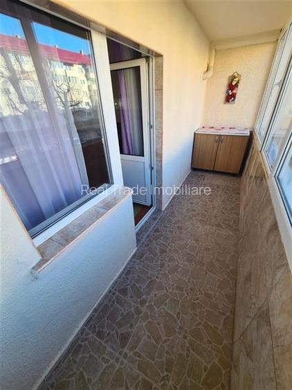 Apartament 3 camere, 2 bai, 2 balcoane, 83 mp. etajul 1, Zona Noua - 13