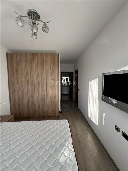 Apartament 2 camere, zona Tractorul - 3