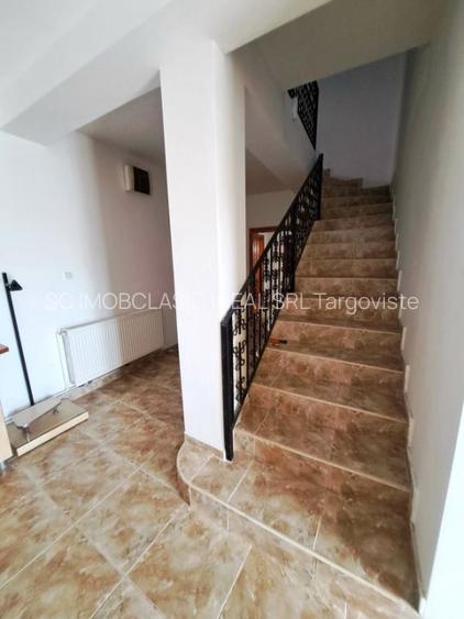 Inchiriere proprietate- casă și teren  comuna Razvad Dâmbovița - 9