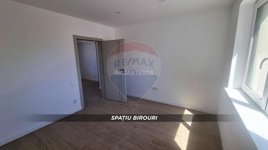 Spatiu birouri de închiriat în zona V. LUCACIU - 18