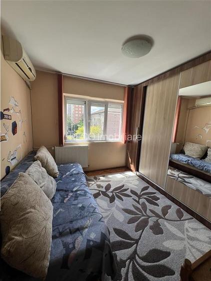 RECO apartament  2 camere in Decebal - 2