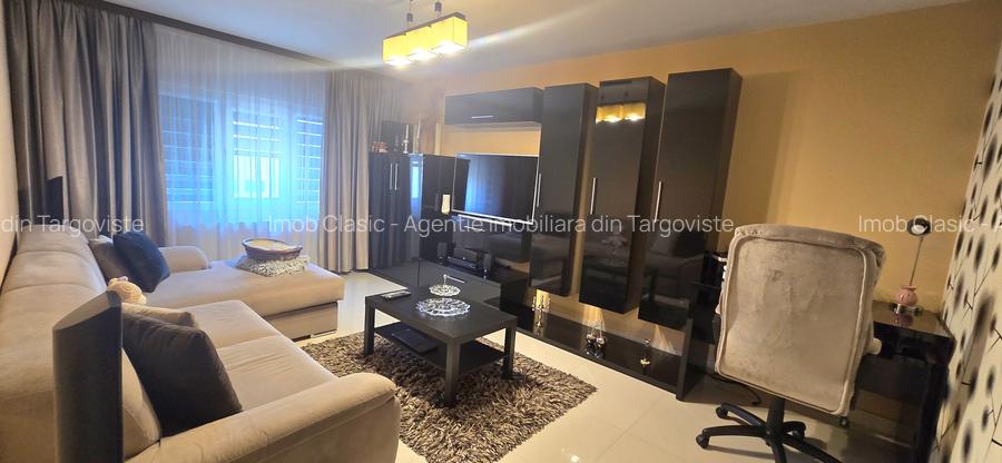 Etaj2, zona Spitalului județean,  micro 6 Târgoviște, vânzare apartament 2camere - 12