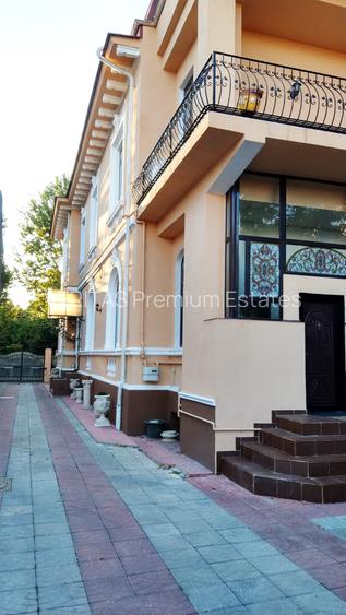 Casa impresionanta de vanzare Cotroceni, teren 680 mp, renovata, garaj dublu - 2