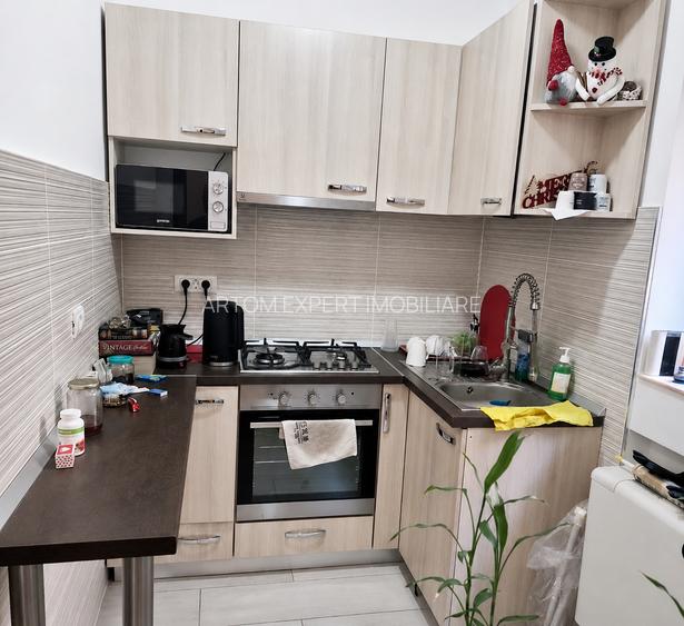 SPATIU DE BIROURI / SEDIU SOCIAL / TINERETULUI-UNIRII / PARTER - 4