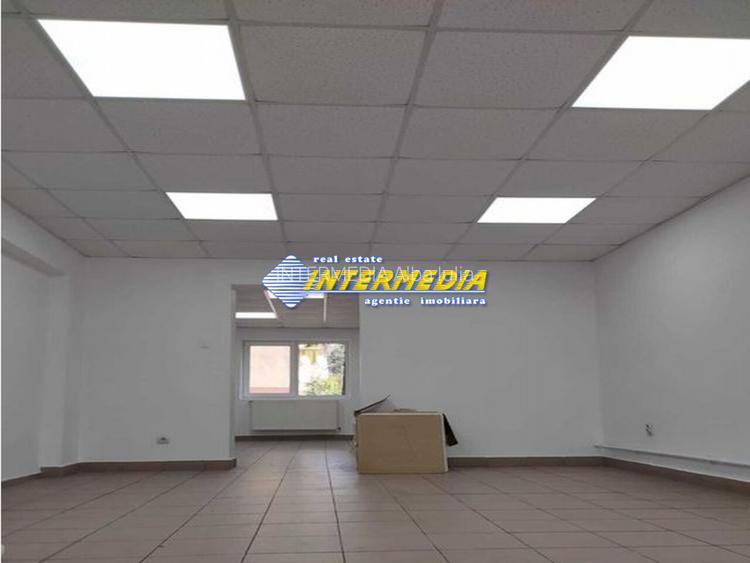 Inchiriere Spatiu Comercial 105 mp la Bulevard cu vad si parcare - 4