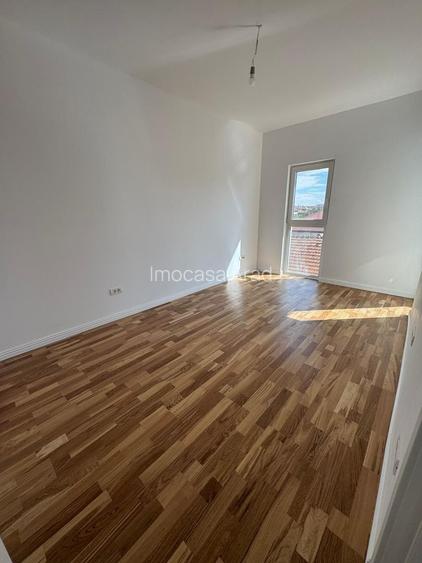 De vânzare apartament 3 camere Open Space Micalaca Arad, Bloc Nou. - 4