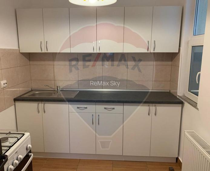 Apartament de vânzare cu două camere, pe strada Ploiești - 5