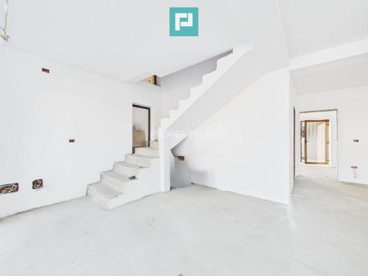 Casa cu 5 camere in Livada - 17