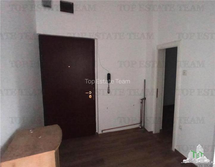 Apartament 3 camere de vanzare, zona Armeneasca - 15