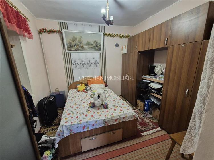 zona str.Plevnei-Poem Cafe, Apart 4 cam in vila 102 mp utili - 7