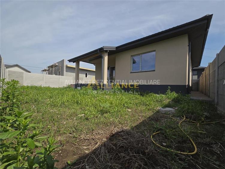Casa parter- bucatarie inchisa- 3 camere- pod - beci - 7