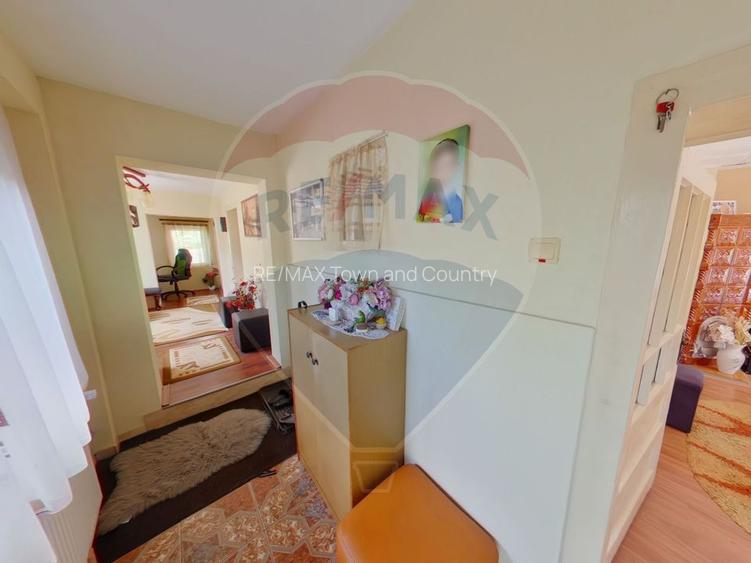 Casa / Vila cu 5 camere de vanzare in zona Est - 8