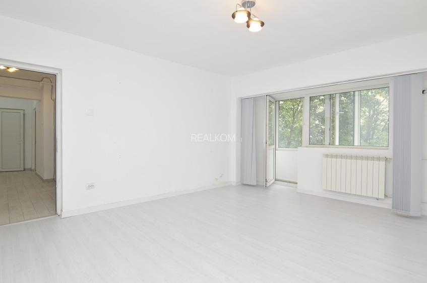 VANZARE APARTAMENT 2 CAMERE BULEVARDUL DECEBAL - PIATA ALBA IULIA - 28