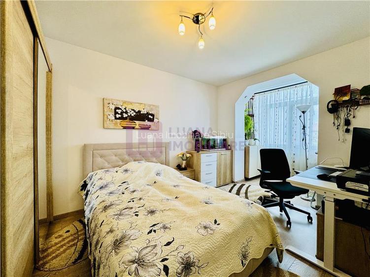 Apartament cu 3 camere de vanzare | Rahovei | renovat | mobilat | video - 3