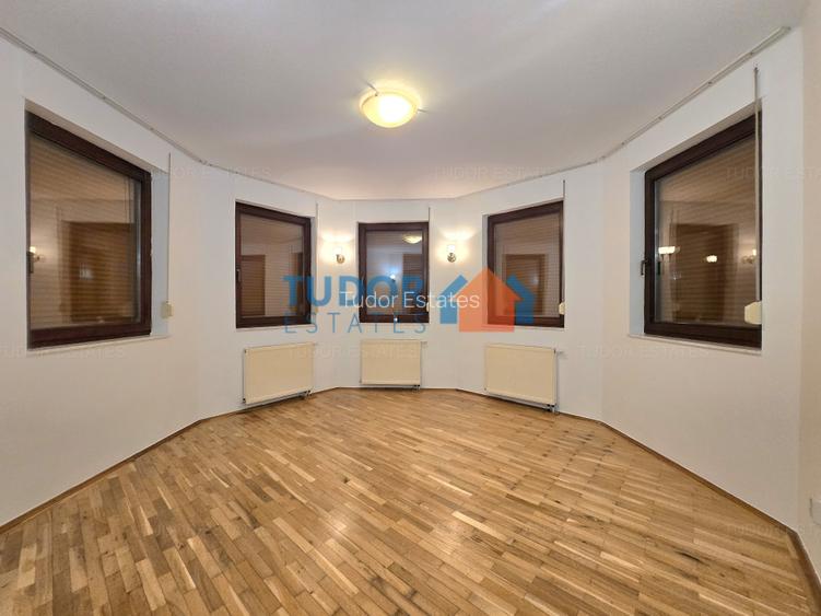 Spacious 4 Bedroom Individual Villa with 800sqm Garden in Gated Compound - 6