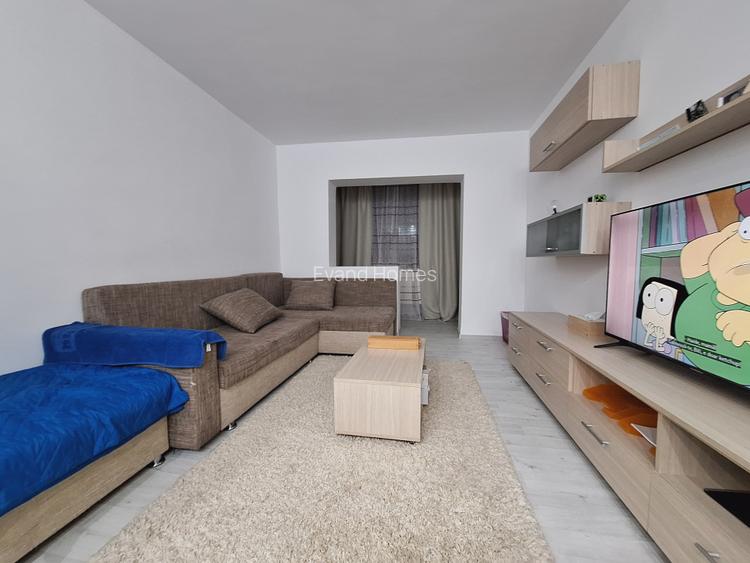 Apartament cu 4 camere - partial mobilat - zona Lipovei - etaj 3 - 2