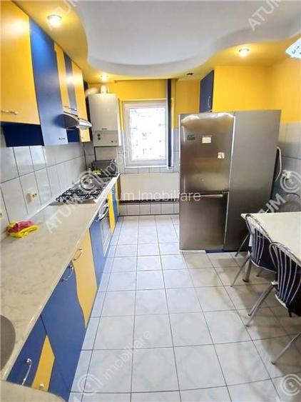 Apartament 3 camere decomandate in zona Strand din Sibiu - 6
