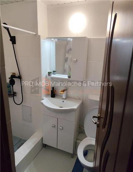 Garsoniera cf 1 decomandata zona Crang - 6