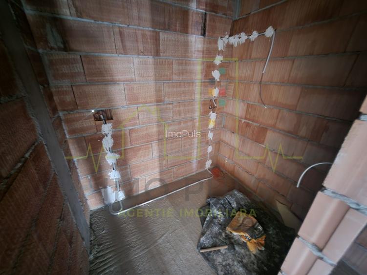 3 Camere. 2 Bai. Bloc nou. Langa Esso. - 8