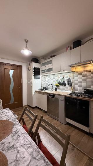 Aradului | 3 Camere | Decomandat | Bloc Izolat - 5