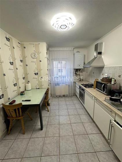 Apartament 3 camere decomandat 2 bai pivnita zona Turnisor - 4