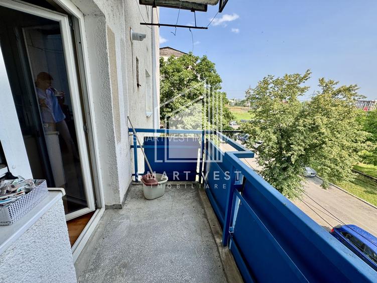 Apartament 3 camere decomandat de vanzare | Etajul 2 | Zona Micro 17 - 21