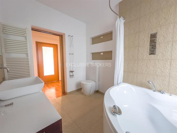 Locatie exclusivista  Primaverii - 17