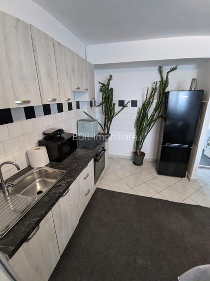 Ap 3 cam decom, mobilat modern+utilat, cu balcon, et 10/12, zona Piata Marasti - 17
