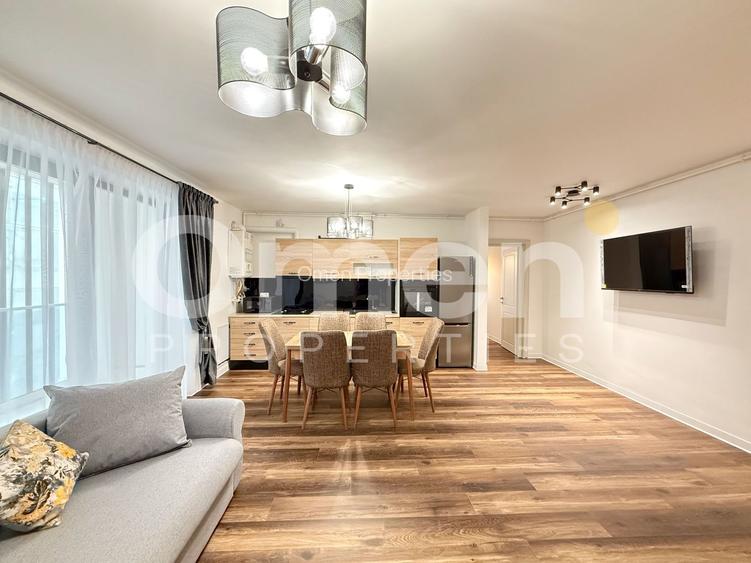 Chirie 3 camere ( zona Catedralei) 98 mp, et.4 cu lift | Disponibil din Martie - 3