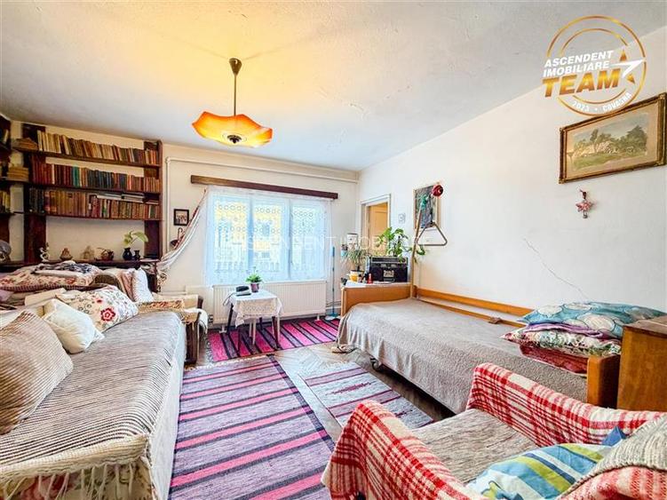 Casa traditionala, cu 709 mp teren intravilan zona apreciabila, Sfantu Gheorghe - 2