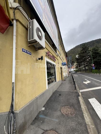 Garsonieră 42 mp complet renovata, zonă centrală, vis-a-vis Teatrul Dramatic - 11