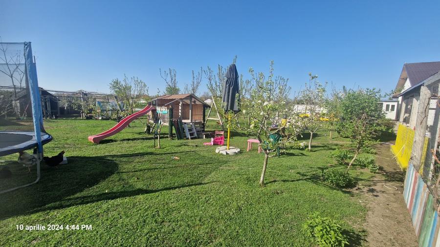 Proprietate completă – business + Locuit + teren 4000 mp – aproape de Mangalia