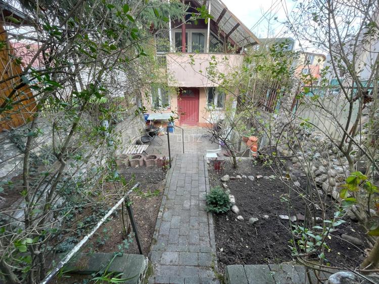 Casă Individuală cu 7 camere, 198,42 mp, zona Hasdeu - 2