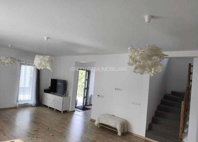 Casă tip duplex | 4 camere | zona Vivo - Floresti - 2