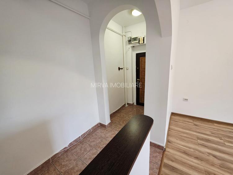 2 camere decomandat | 60 mp utili | Etaj 2 | Zona Sud | Boxă - 5
