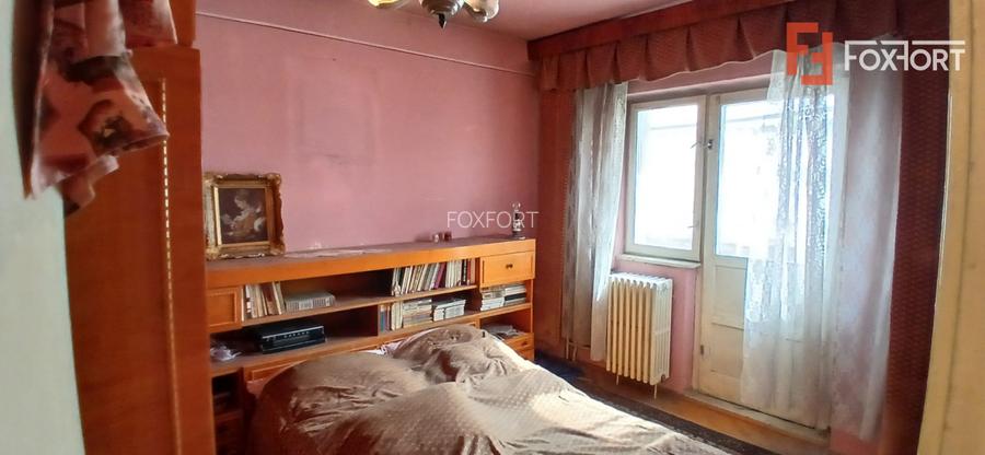 Apartament cu 3 camere, etaj intermediar, in Complexul Studentesc - 3