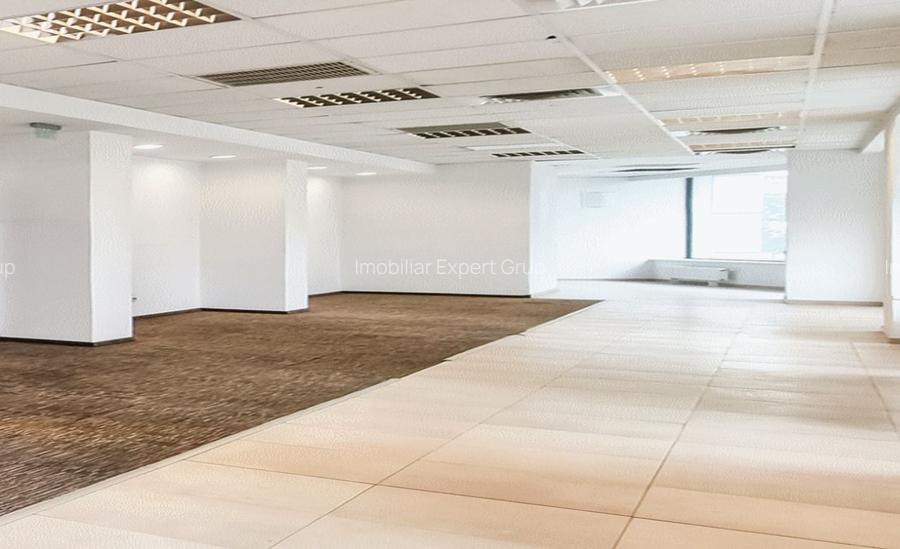 Zona P-ta Unirii P+M 195 mp trafic intens - 7