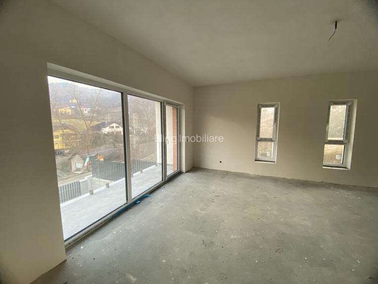 Duplex de vanzare, 195 mp utli, Garaj , zona Tauti  - 9