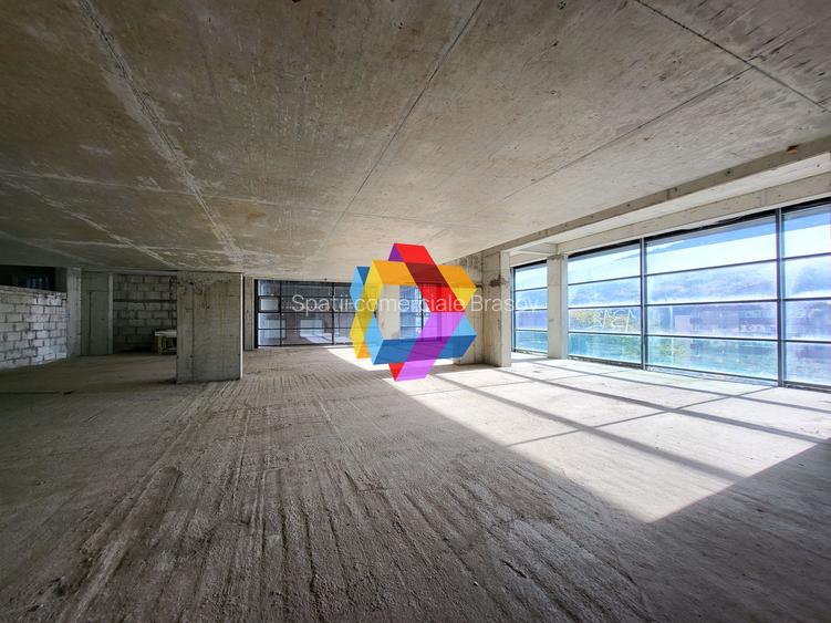 Clădire mixta -3600 mp - 7