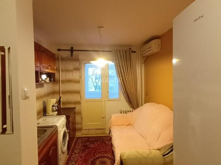 Basarabia-Intrarea Barsei bloc 1986 - 11