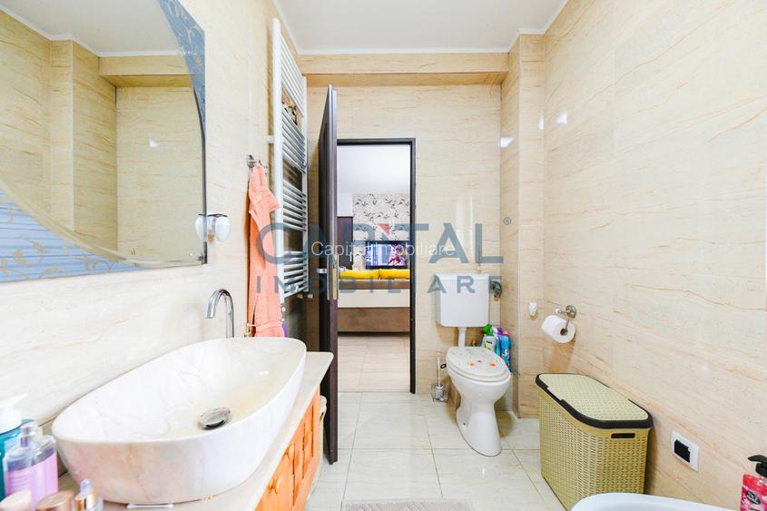 | COMISION 0 | Apartament modern si luminos, 3 camere + terasa | 60 MP | - 18