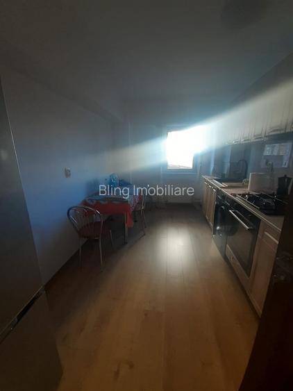 Apartament cu 2 camere decomandate, 56mp, etaj intermediar in zona Sigma - 5